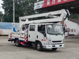 高空作业车