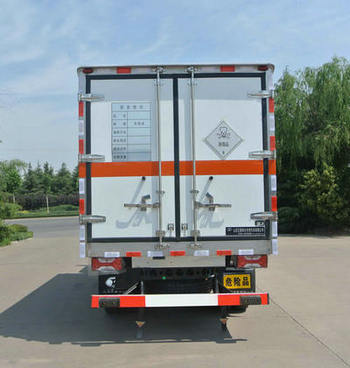 春星牌ZZT5040XDG-5毒性和感染性物品厢式运输车公告图片
