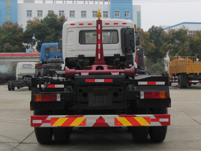 东风天龙D320常规 SZD5250ZXXD5车厢可卸式垃圾车公告图片