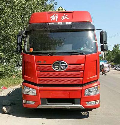 程力威牌CLW5322GYYC5運(yùn)油車(chē)公告圖片