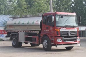 鲜奶运输车