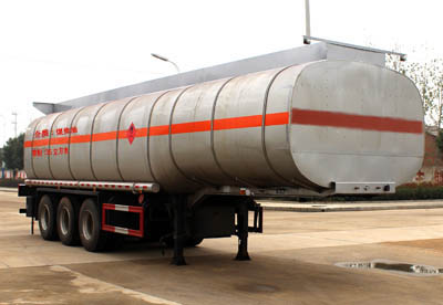 润知星牌SCS9400GRY易燃液体罐式运输半挂车公告图片