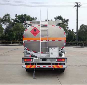 楚飞牌CLQ5310GYY5D运油车公告图片