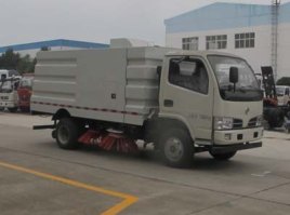 程力威牌CLW5070TSLT5扫路车