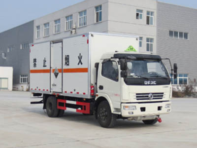 JDF5120XFWE5 江特牌腐蚀性物品厢式运输车图片