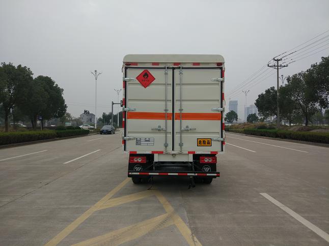 征遠牌LHG5041TQP-FT03氣瓶運輸車公告圖片