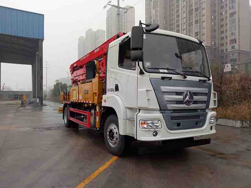 三一牌SYM5180THBES混凝土泵車公告圖片