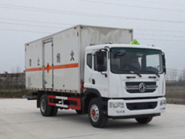 爆破器材运输车
