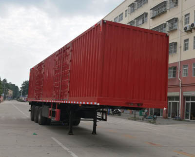 程力威牌13米33.1吨3轴厢式运输半挂车(CLW9401XXY)