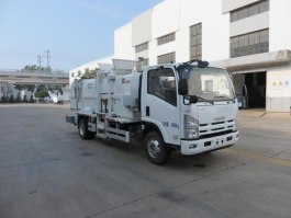 餐厨垃圾车