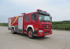 泡沫消防车