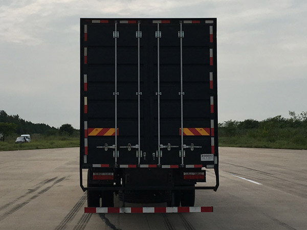 華菱之星牌HN5181XXYHC22F1M5廂式運(yùn)輸車公告圖片