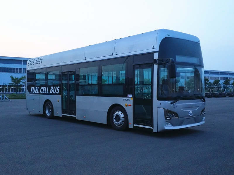 飞驰牌FSQ6110FCEVG1燃料电池城市客车图片