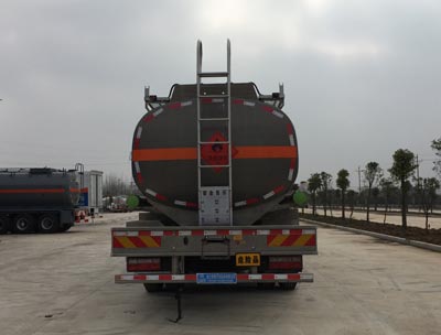 程力威牌CLW5320GYYLE5鋁合金運(yùn)油車公告圖片