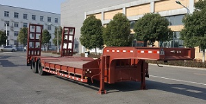汉汽牌11.6米27.7吨2轴低平板半挂车(HYR9350TDP)