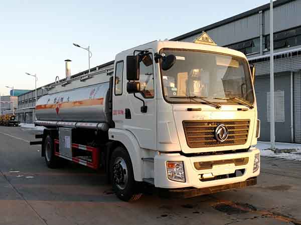 楚勝牌CSC5181GYYES5運(yùn)油車公告圖片