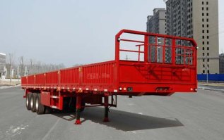 栏板半挂车