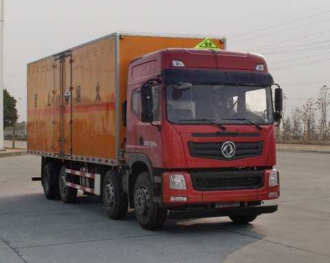 東駒牌LDW5320XFWGLV腐蝕性物品廂式運(yùn)輸車(chē)公告圖片
