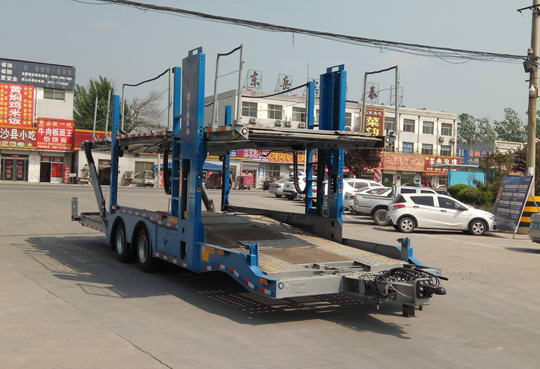 梁山东岳牌12米10.2吨2轴中置轴车辆运输挂车(CSQ9170TCL)