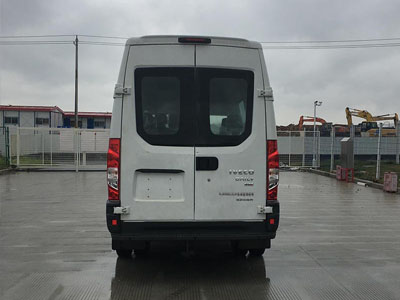 依維柯牌NJ5045XJCF4E檢測(cè)車公告圖片