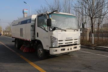高漠牌GSK5100TSL扫路车公告图片