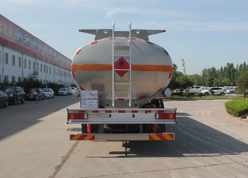 綠葉牌JYJ5327GYYE鋁合金運(yùn)油車公告圖片