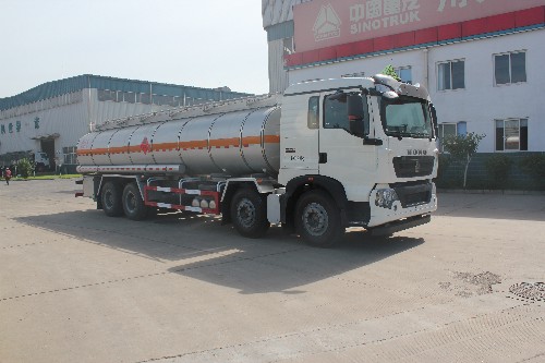 綠葉牌JYJ5317GRYE1易燃液體罐式運(yùn)輸車公告圖片