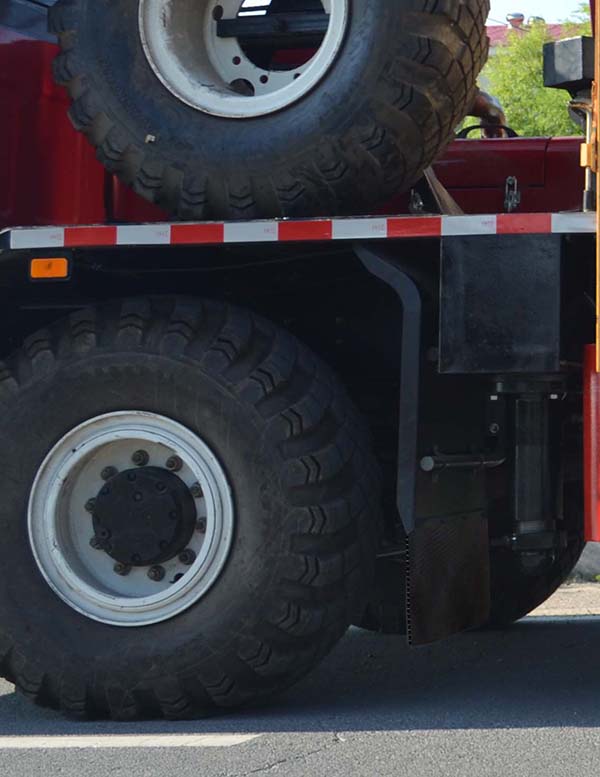 勝利高原牌SHL5381TXJ修井機(jī)公告圖片