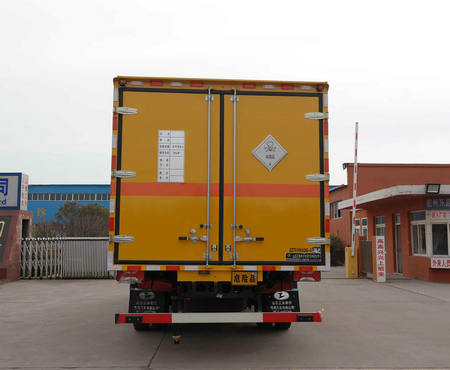 春星牌ZZT5100XDG-5毒性和感染性物品厢式运输车公告图片