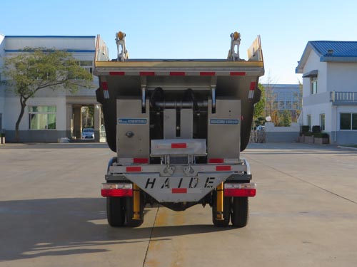 海德牌CHD5040ZZZDFBEV纯电动自装卸式垃圾车公告图片