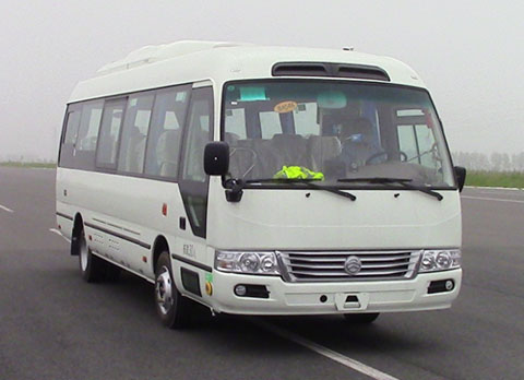 金旅牌8.1米24-34座纯电动客车(XML6809JEVY0)