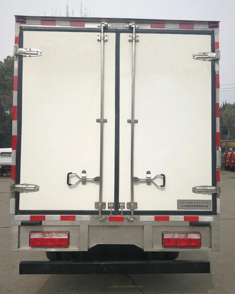 東風(fēng)牌EQ5040XLCTZBEV純電動冷藏車公告圖片