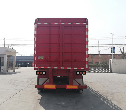 魏风牌WFP9401CCY仓栅式运输半挂车公告图片