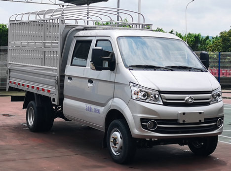 長(zhǎng)安牌SC5031CCYFRS63倉(cāng)柵式運(yùn)輸車公告圖片