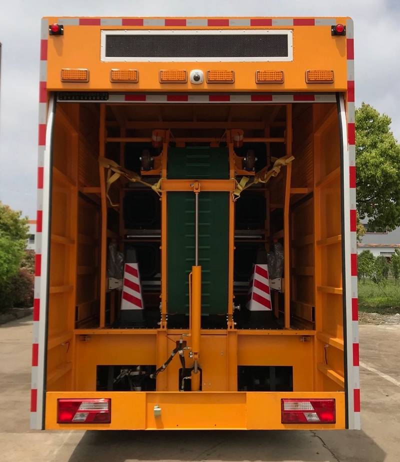 鑫意牌JZZ5081XGC6交通錐收集工程車公告圖片