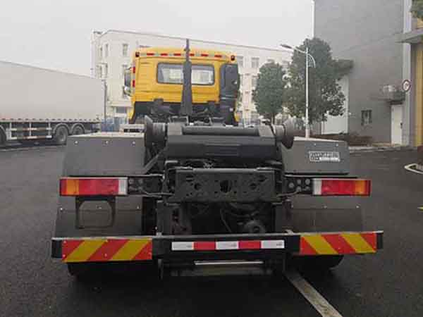 皇冠牌WZJ5250ZXXE6车厢可卸式垃圾车公告图片
