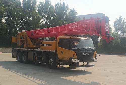 三一牌SYM5342JQZ(STC250C5)汽車起重機公告圖片