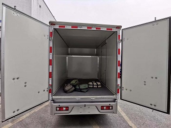 福達(dá)牌FZ5030XXYBEV純電動(dòng)廂式運(yùn)輸車公告圖片