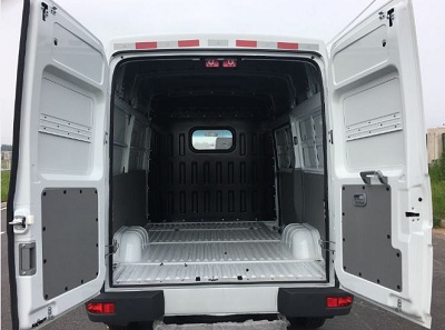 依維柯牌NJ5046XXYQA廂式運(yùn)輸車公告圖片