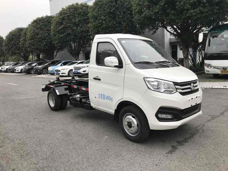 天路牌BTL5030ZXXC6車廂可卸式垃圾車公告圖片
