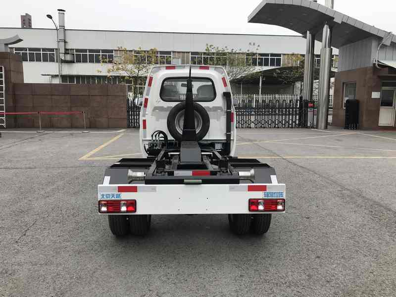 天路牌BTL5030ZXXC6車廂可卸式垃圾車公告圖片