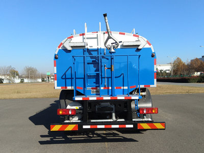 東方紅牌LT5181GQXBEV純電動(dòng)清洗車公告圖片