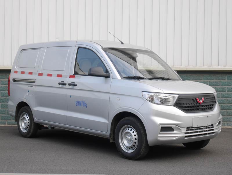 五菱牌LZW5021XXYEM6C廂式運輸車公告圖片