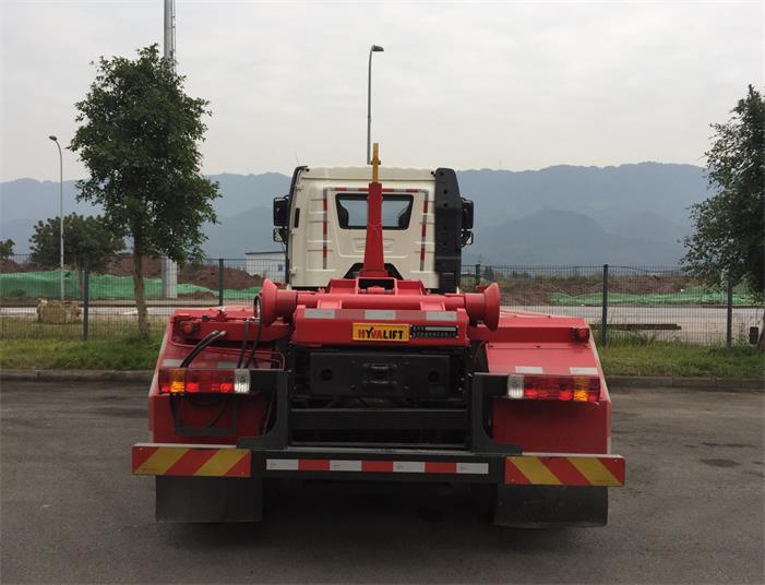 重特牌QYZ5253ZXXCA6車廂可卸式垃圾車公告圖片
