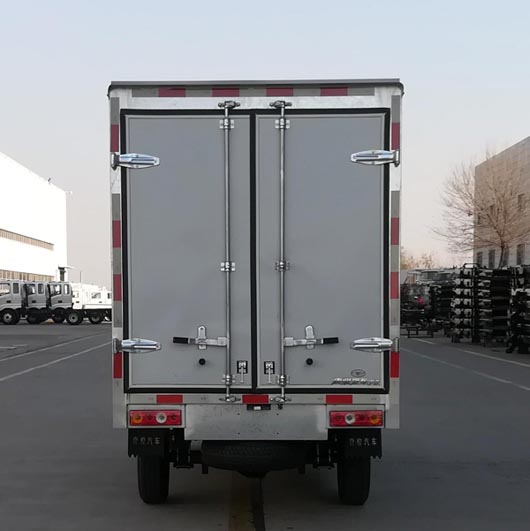 歐鈴牌ZB5033XXYADC3L廂式運(yùn)輸車公告圖片