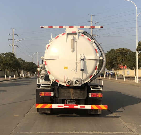 長(zhǎng)城牌HTF5180GXWCA45E6吸污車公告圖片