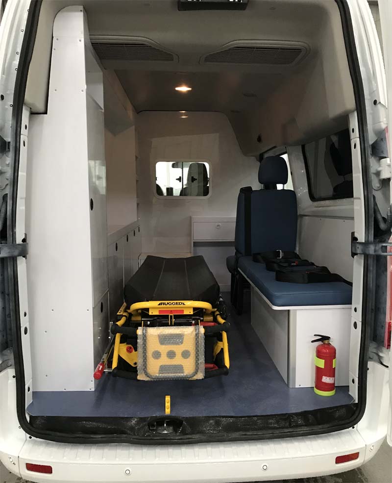 東方汽車牌ZDF5041XJH救護(hù)車公告圖片