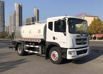 程力威牌CLW5183GSS6YT洒水车公告图片