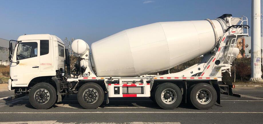 豐霸牌STD5310GJBDFH5混凝土攪拌運(yùn)輸車公告圖片