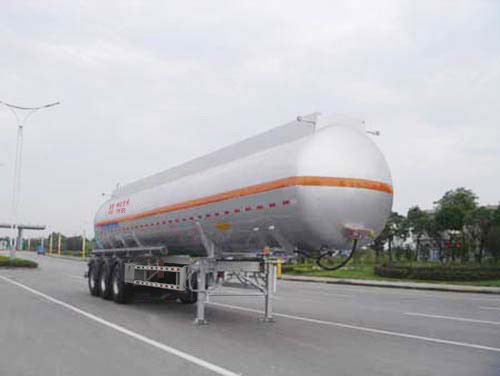 中集牌12.7米32.1吨3轴易燃液体罐式运输半挂车(ZJV9403GRYTHB)